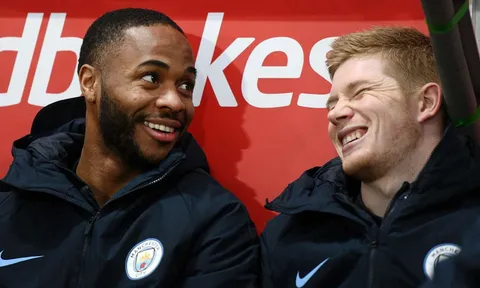 De Bruyne: "Sterling là tên đầu đất"