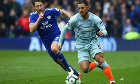 Để Hazard dự bị, Sarri suýt ngậm trái đắng trước tân binh Cardiff
