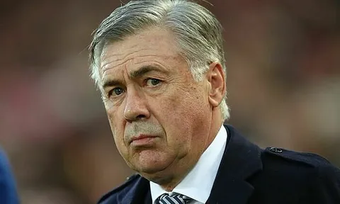 "Để mấy đứa học sinh dạy học? Everton nát rồi"