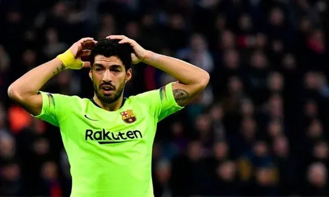 Điểm nhấn Lyon 0-0 Barca: "Pogba đệ nhị" rực sáng; Suarez cần bị thanh trừng