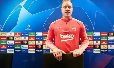 Dính chấn thương, sao Barca dành thời gian nói lời tâm can với NHM