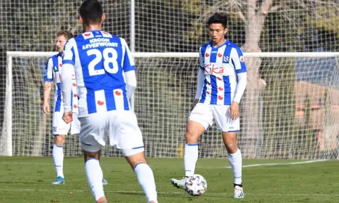 Đoàn Văn Hậu đá 45 phút trong ngày Heerenveen giành chiến thắng sít sao