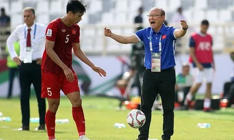 Đoàn Văn Hậu được CLB Bundesliga săn đón: Sự trưởng thành và món quà từ thầy Park