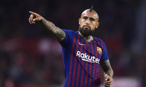 Đội hình dự kiến Barca đấu SD Huesca: Liệu có Suarez, Messi?