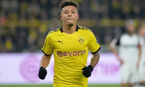 Dortmund chốt tương lai của "viên ngọc" 120 triệu, các đại gia ôm hận