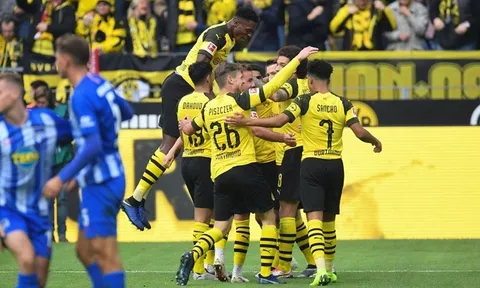 Dortmund có cú lội ngược dòng trong trận cầu đầy bàn thắng tại Berlin