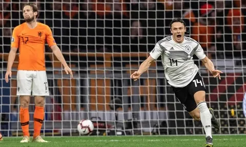 Dortmund mua người, đặt "kẻ biến Van Dijk thành trò hề" vào tầm ngắm