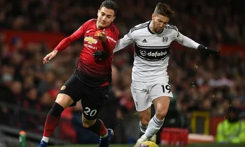 CHÍNH THỨC: Sau Griezmann, Atletico chia tay 'Messi lỗi', mất 22,5 triệu euro