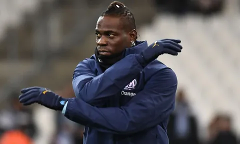 ĐT Italia loại Balotelli, thay thế bằng "siêu sao" tuổi 36