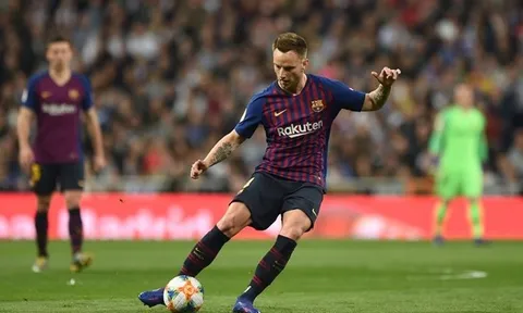Dùng Ronaldo làm mồi, Juve câu được "sao bự" Barca
