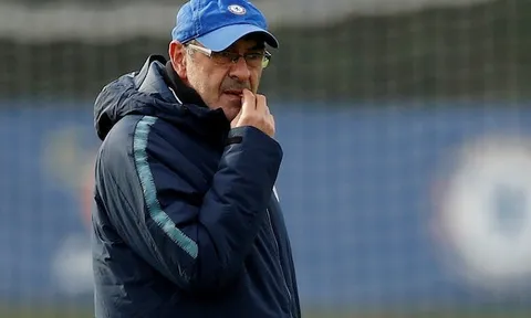Được Juventus liên hệ, Sarri gây sức ép với Chelsea