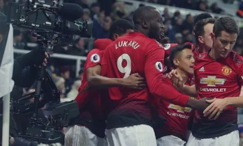 Sanchez trở lại, Man Utd sẽ chơi 4-3-1-2 để đả bại Everton?