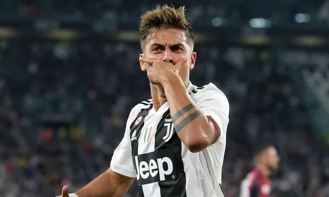 Vì "tiểu Ronaldo" Man Utd thèm khát, Juventus bán quách Dybala với giá khó tin