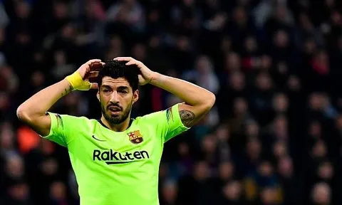 Fan Barca nói lời cay đắng về Suarez và HLV Valverde