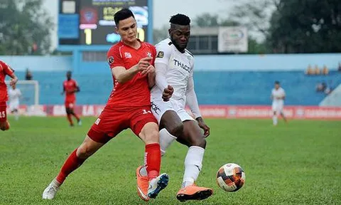 'Trung vệ Việt kiều chưa thể giành suất ở ĐT Việt Nam'