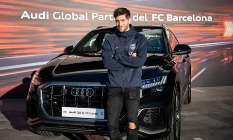 Vừa tề tựu trở lại, dàn sao Barca nhận món quà lớn