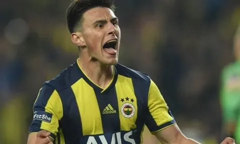 Eljif Elmas nhận được sự quan tâm của Napoli