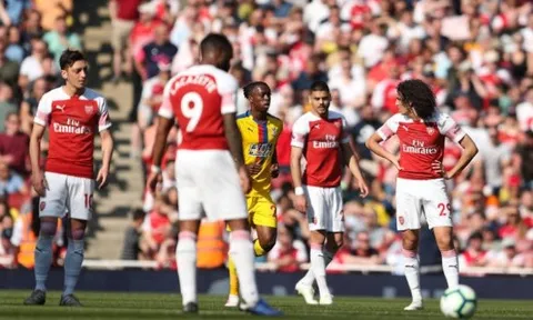 Fan Arsenal: "Cho 2 cậu ta đá chính là 1 tội ác"