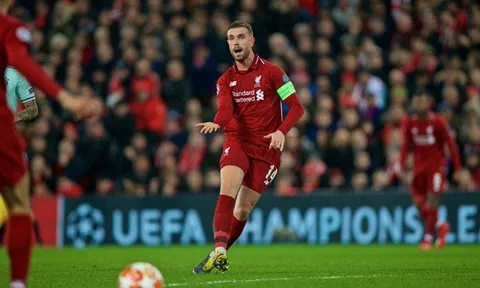 Fan Liverpool ngỡ ngàng với màn thể hiện gây sốc của trụ cột