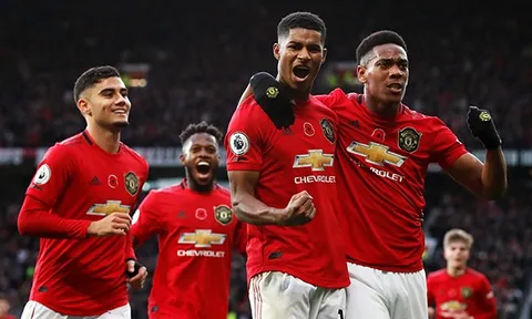 Fan Man Utd: "Hãy để cậu ấy ra sân ngay từ đầu"