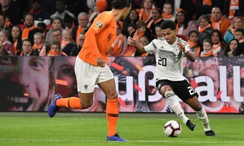 Van Dijk đã bị "qua mặt" 1 lần bởi người cũ Arsenal