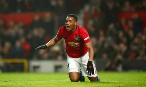 Ferdinand: "Cậu ta thật tệ. Nếu là Greenwood, M.U đã có bàn thắng"