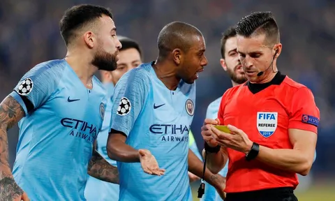 Ferdinand chọn ra CLB vô địch Champions League, không phải Barca hay Real