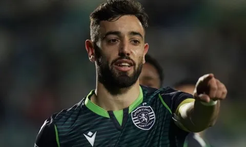 Bruno Fernandes thông báo gia nhập Man Utd
