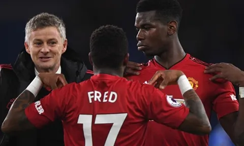 Fred đã tìm thấy ánh sáng trong ngày trở thành "tội đồ" tại Emirates