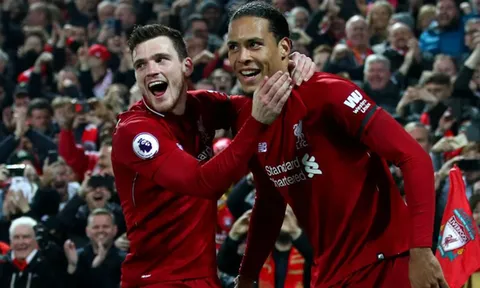 Gary Neville: "Cầu thủ Liverpool đó khiến tôi bị sốc"