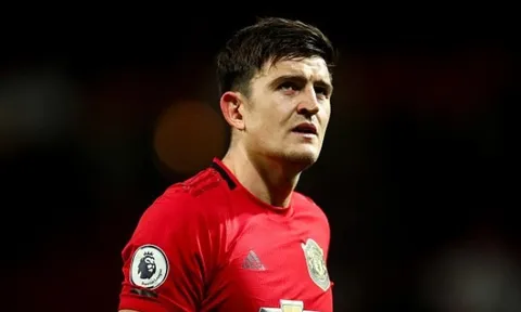 Đồng tình với Mourinho, Sir Alex chọn xong trung vệ cho Man Utd