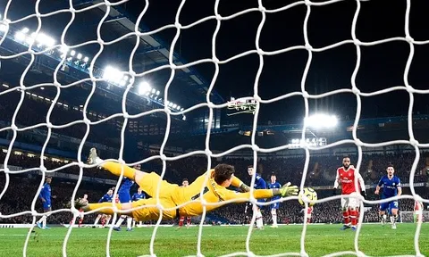 Fan Chelsea: "Cậu ấy phải dự bị, hoặc ra đi"