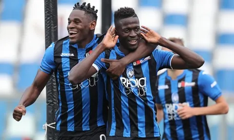 Ghi 2 bàn trong 8 phút, Atalanta chiếm vị trí thứ 3
