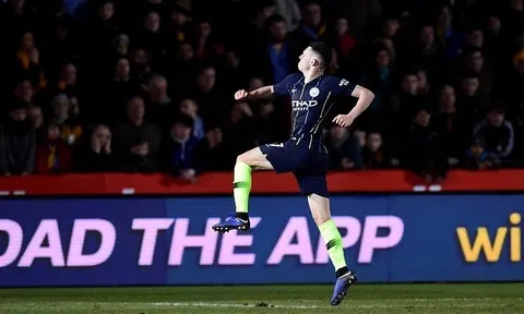 Ghi 3 bàn trong 15 phút cuối, Man City tự tin nghĩ về Champions League