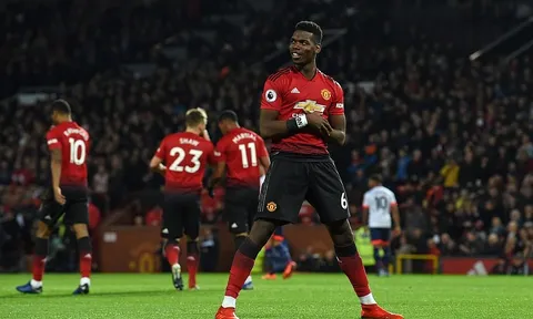 Ghi bàn, kiến tạo và làm mọi thứ, Pogba còn khiến Ed Woodward cười mãn nguyện