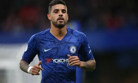 Gia cố cánh trái, Juventus hỏi mua sao Chelsea