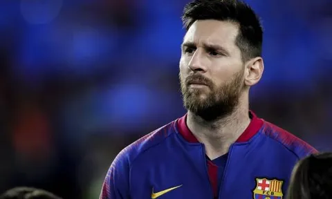 Góc Barcelona: Ngày Messi hóa phàm nhân