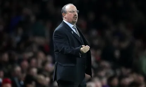 Góc Chelsea: Vì sao phải là Benitez?