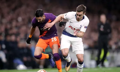 Góc Man City: Vẫn chỉ là kẻ học việc ở trời Âu