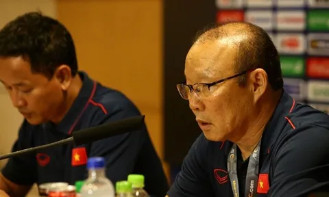 Góc U23 Việt Nam: Người Thái không đáng sợ, thời gian mới đáng sợ