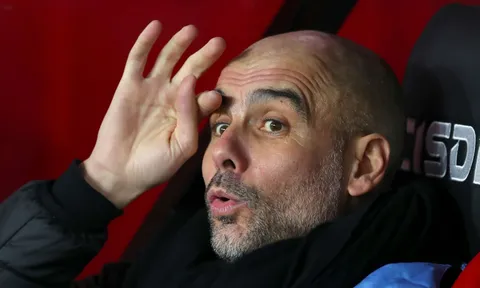 Jesus đá hỏng penalty, Pep Guardiola tuyên bố cái tên quá choáng sút 11 mét