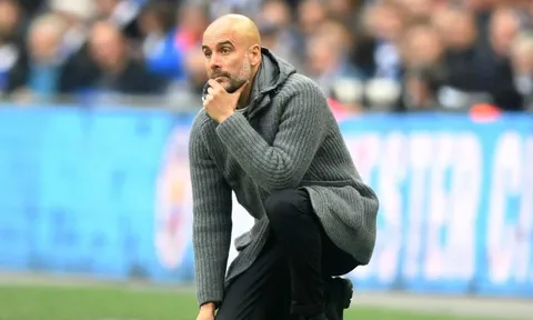 Guardiola thà xem golf còn hơn Liverpool