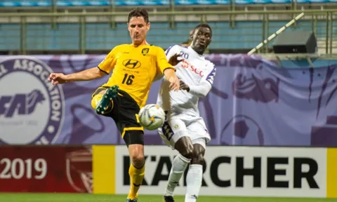 Trò cưng HLV Park Hang-seo "tịt ngòi", Hà Nội FC bị chia điểm
