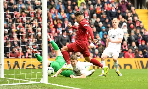 Hàng thủ của Liverpool đang có vấn đề