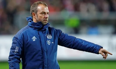 Hansi Flick ẩn ý, tự ứng cử bản thân trở thành HLV trưởng của Bayern