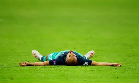 Hattrick 'thần thánh', Lucas Moura đưa Tottenham đi tiếp theo cách khó tin nhất