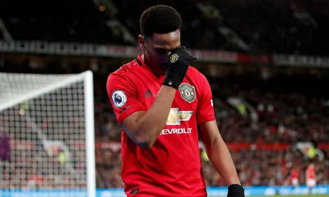 "Hậu vệ nào mà chẳng thích kèm Martial"
