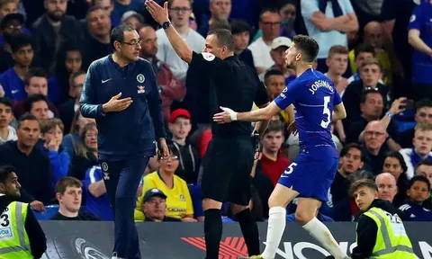 Hé lộ nguyên nhân gây sốc khiến Sarri bị đuổi