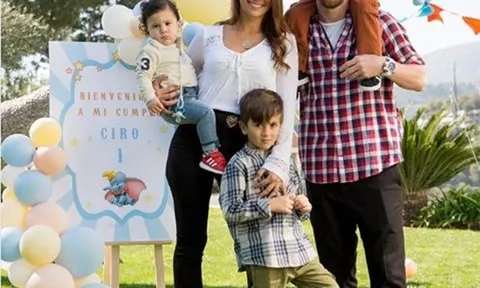 Những khoảnh khắc đầy bình yên của dàn sao Barca nhân 'Ngày của cha'
