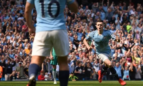 Pep: "Cậu ấy phải cạnh tranh với Fernandinho, Silva, Gundogan nhưng tôi tin cậu ấy"
